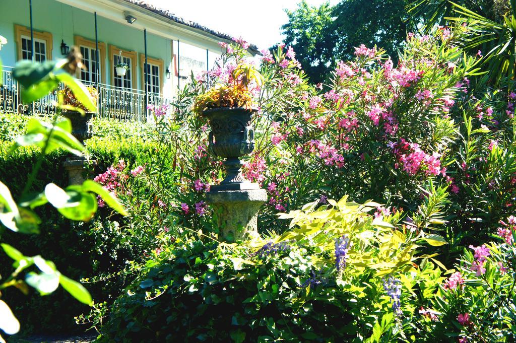Casa De Sezim Hotel Guimaraes Exterior photo